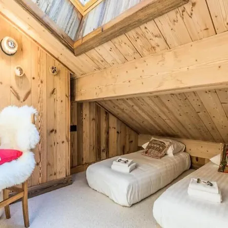 Apartment For 6 People Megeve